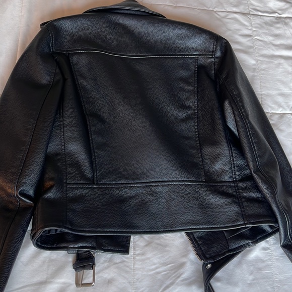 Zara basics xs gorgeous Black leather women’s coat jacket with zippers - Picture 6 of 6